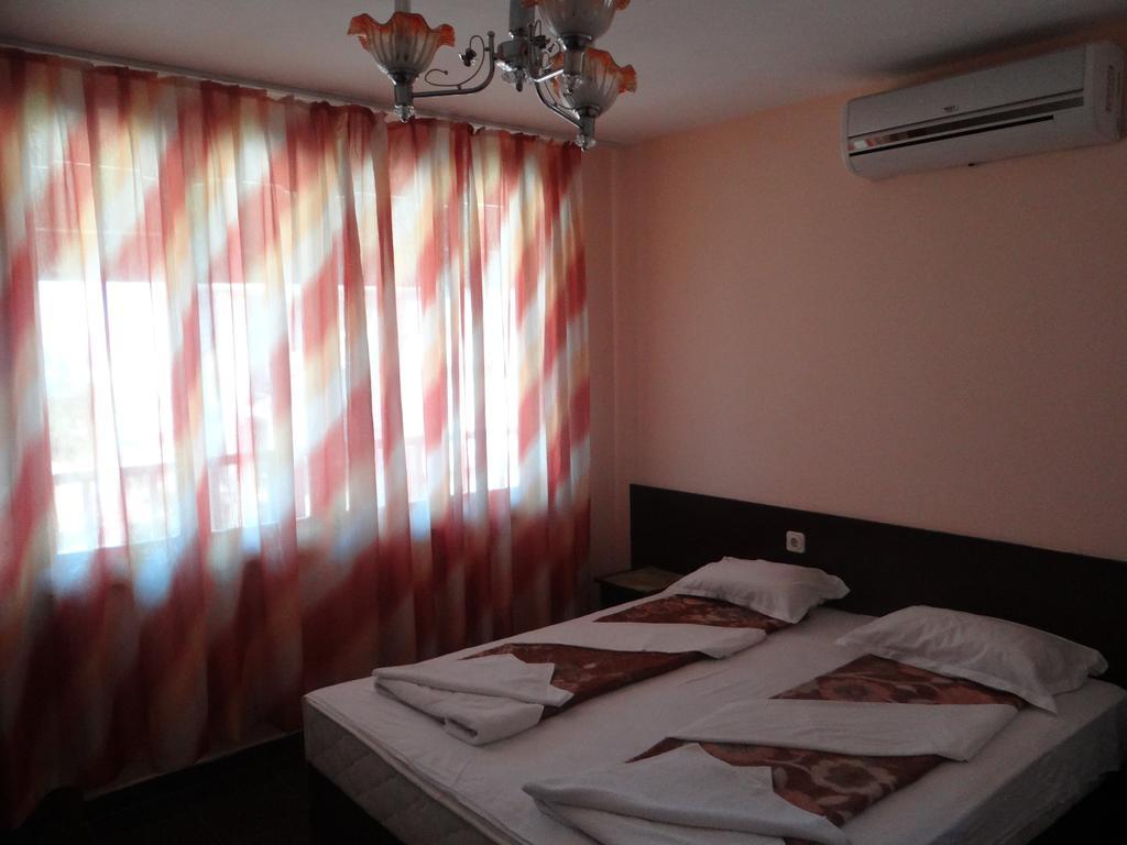 Guest House Lazur Obzor Pokoj fotografie