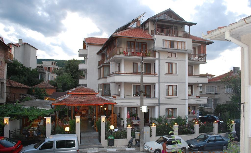 Guest House Lazur Obzor Exteriér fotografie