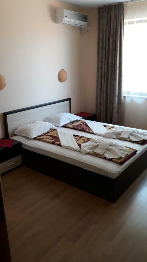 Guest House Lazur Obzor Exteriér fotografie